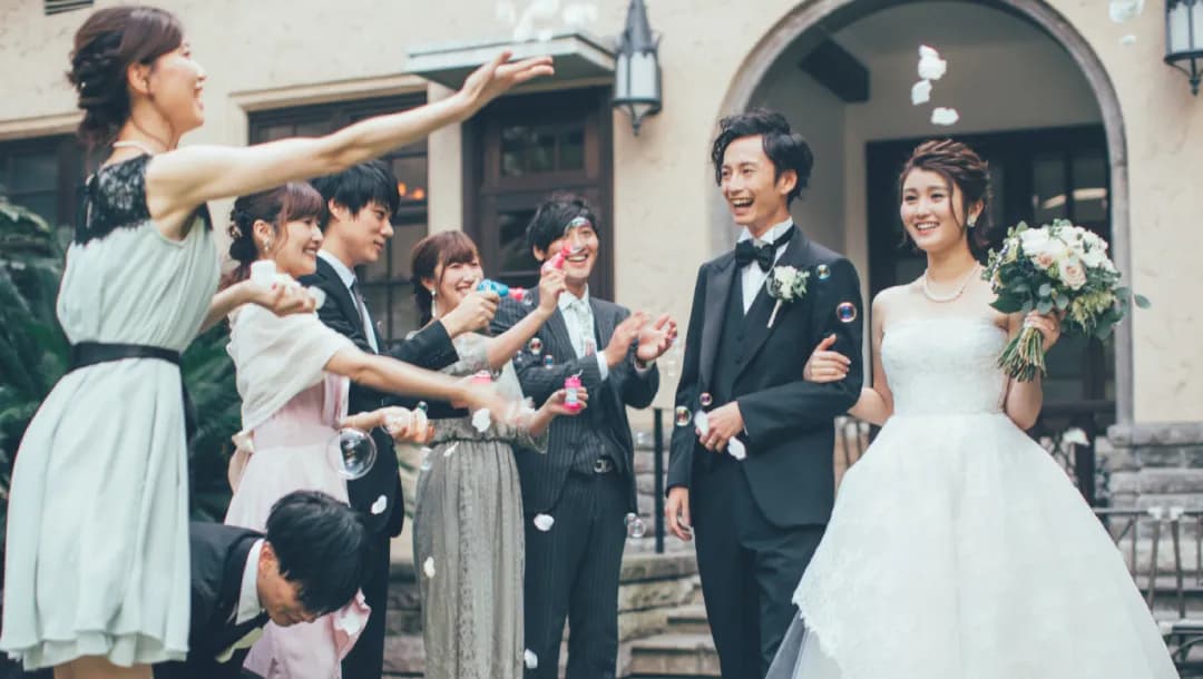 60人の結婚式の費用相場は?節約方法や成功させるコツを解説