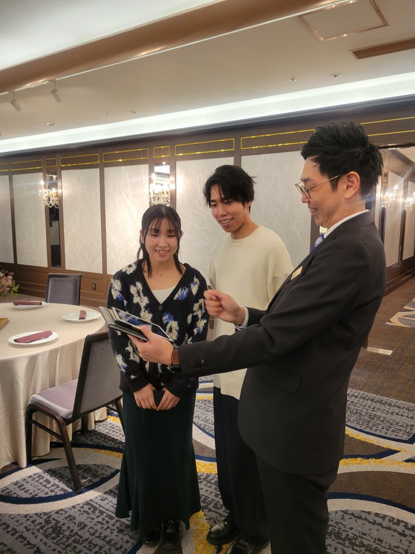 2d859cb8-8c7c-49ac-bdfe-c44e3d5eb5fd