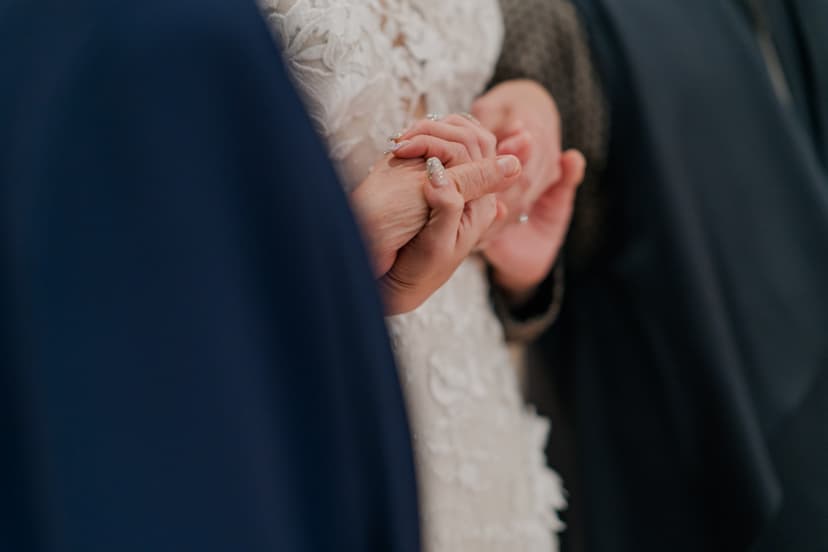 2a2e5828-d7e6-467f-b372-89249c33e66d